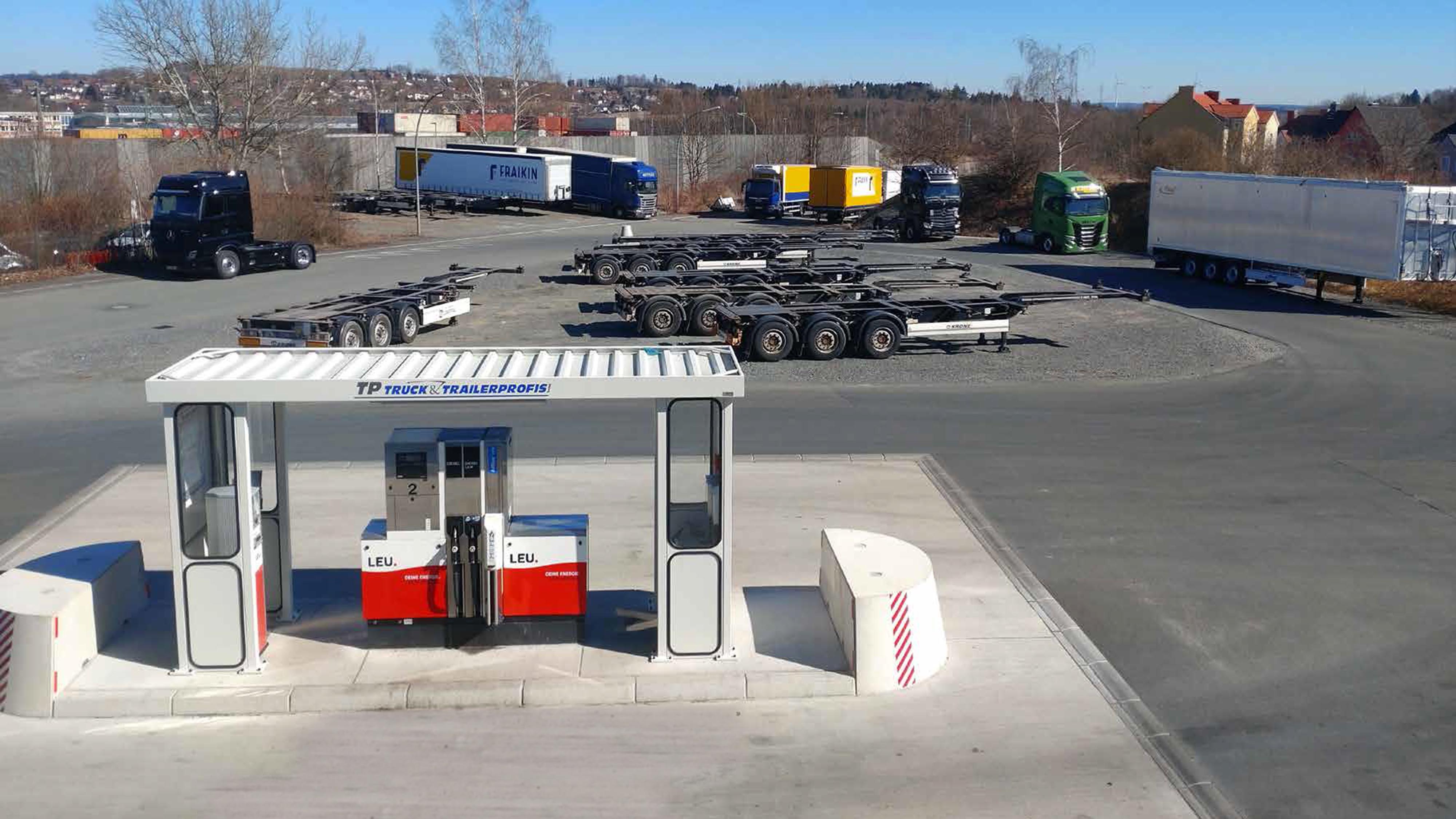 Tanken Sie vor Ort bei uns NFZ-Tankstelle TP Truck & Trailerprofis Hof